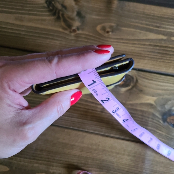 Coach yellow glovetanned leather wallet 💛 - Picture 12 of 12